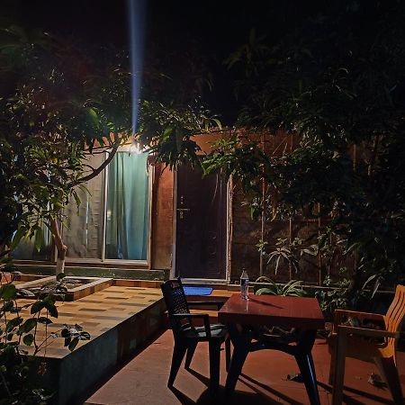 Lotus Riya Home Stay Hampi Dış mekan fotoğraf