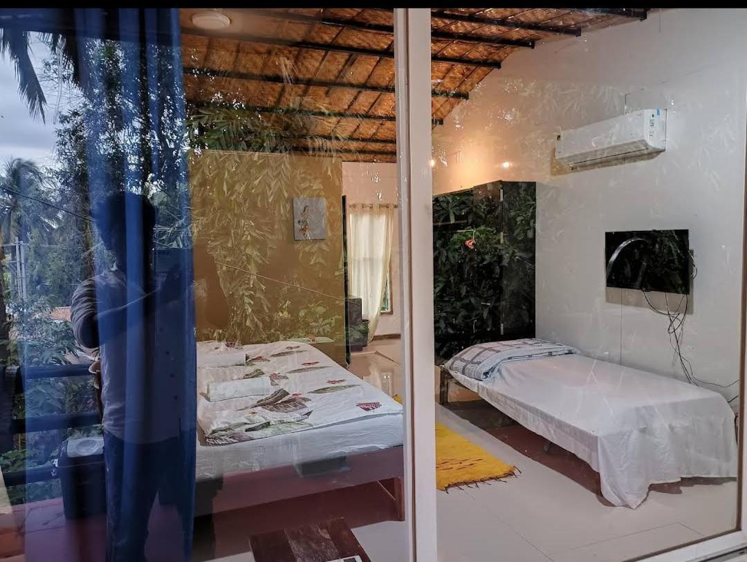 Lotus Riya Home Stay Hampi Oda fotoğraf