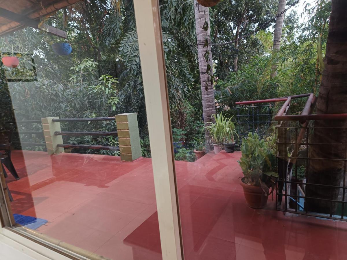Lotus Riya Home Stay Hampi Dış mekan fotoğraf